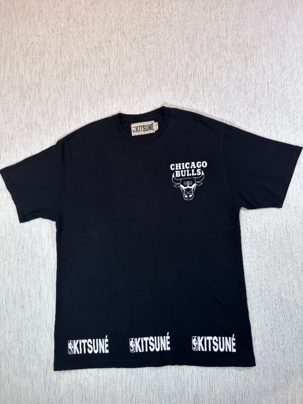 Maison Kitsune x NBA Chicago Bulls Capsule Graphic Tee Men’s Size XL